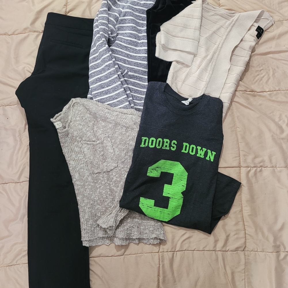 Rip Curl Gray and White Fleece with Neon Accents